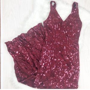 Formal Maxi Dress With Sequins All Over,  Color Burgundy Size 5